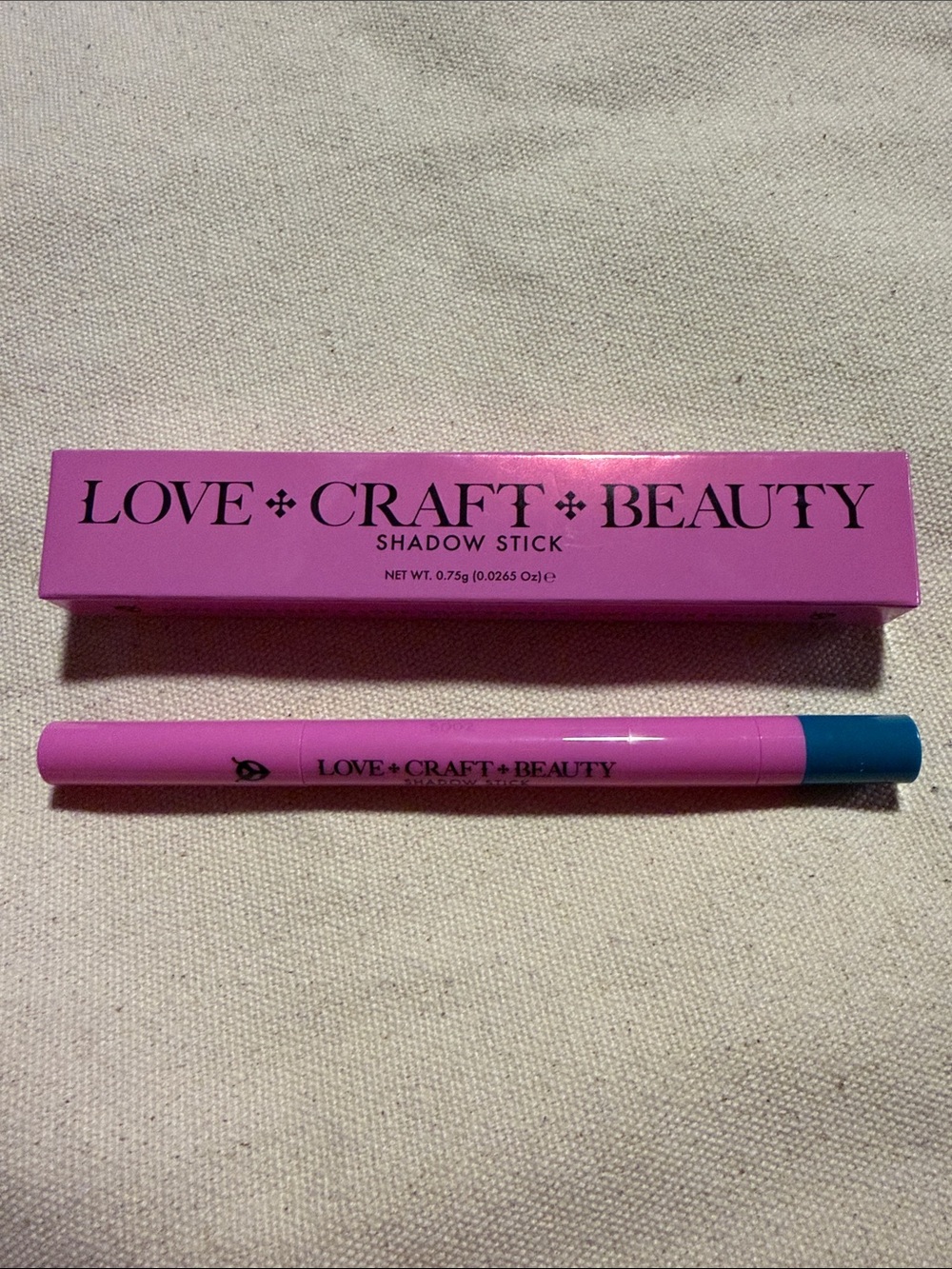 Love Craft Beauty - Shadow Stick Cosmica